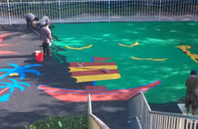 亞強(qiáng)體育施工案例:塑膠幼兒園場(chǎng)地施工,